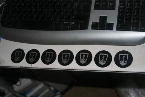 Wheel centre badges for - 7,