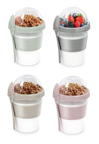 Cereal cup spoon yoghurt - &,