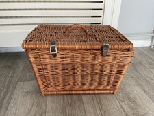 VINTAGE WICKER HAMPER WITH
