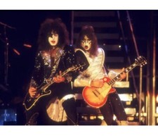 Gene Simmons Ace Frehley Paul