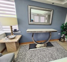 Cream Marble Console Table – Chic Elegance for Your Home