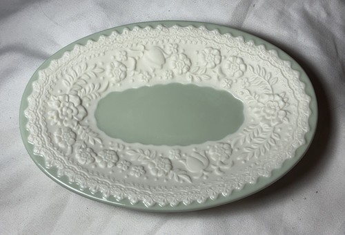 Laura ashley lifestyles - laura,