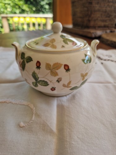 Wedgewood wild strawberry - wedgewood,