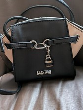 Kenneth Cole Black/Beige