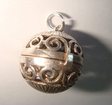 LOVELY VINTAGE STERLING SILVER OPENING CIRCUS ORB BALL - SWINGING TRAPEZE CHARM