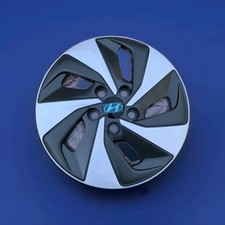 1 x Genuine OEM 15" Wheel