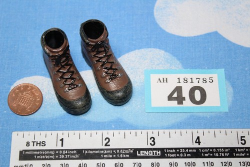 6th scale modern brown - 1:6th,