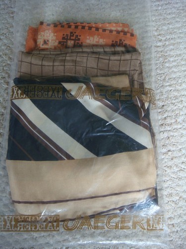 Vintage jaeger 1 - vintage, young