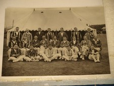 VINTAGE CRICKET TEAM PHOTOGRAPH - CRANLEIGH? 1930s - UNIVERSITY TEAM