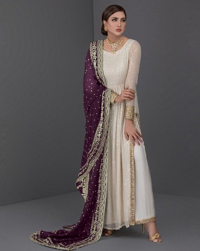 New indian pakistani women - indian,