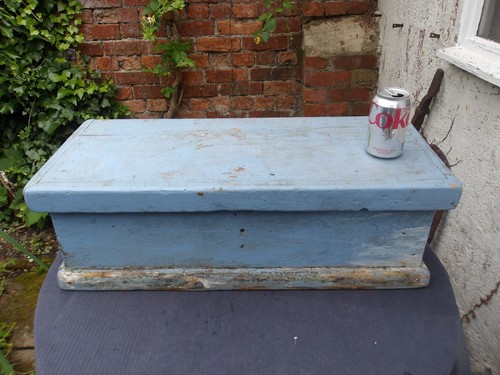 Vintage wooden trunk box - vintage,