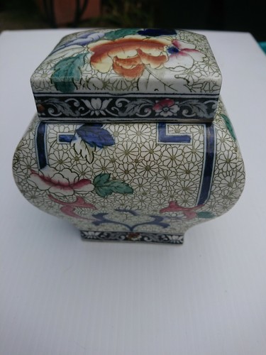 Corona ware china - corona, pot