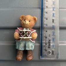 CHERISHED TEDDIES 1995 TEDDY holding cake FIGURINE