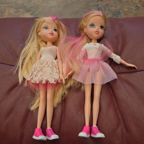 Two moxie dolls - moxie,