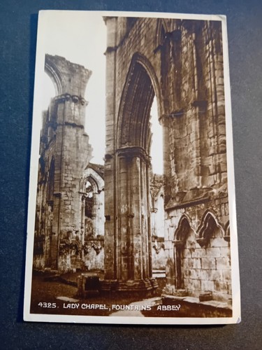 Old postcard fountains - uk,
