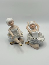 2 Vintage Ballerina Girls