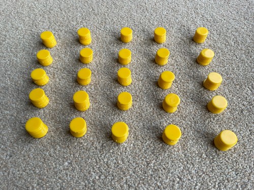 250 yellow plastic counters - 250,