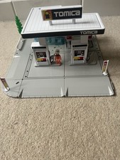 Tomy Tomica Petrol Station