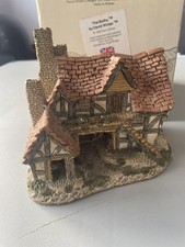 VINTAGE DAVID WINTER  ORNAMENT