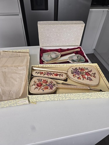 Vintage vanity dressing - vintage,