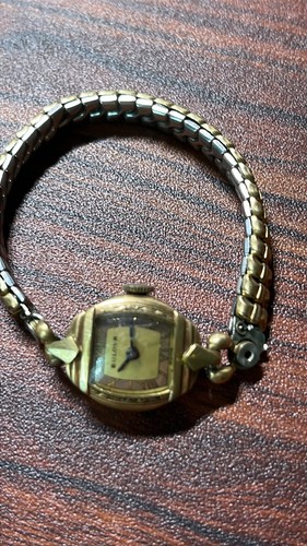 Vtg 1941 bulova ladies watch - bulova,