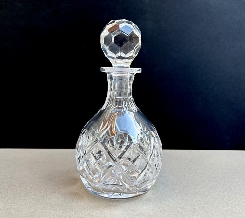 Small royal doulton crystal - small,