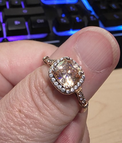 Diamonique morganite rose - morganite,
