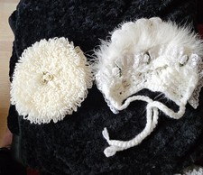 2 Babys Bonnets 