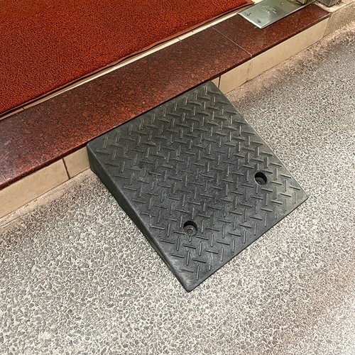 Car step ramp - pad,
