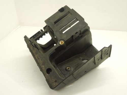 Tiguan main relay fuse - vw, 5n