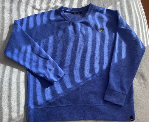 Animal surf wear - wear, sweat