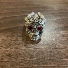 Cool Metal Skull Ring Red
