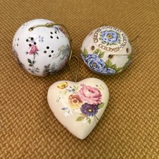 Vintage “Ye Olde Ceramic Pomander” Taylor’s, Lowndes & Boncath