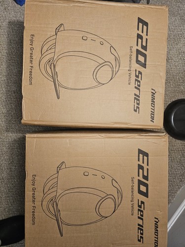 Two unicycle inmotion - two,