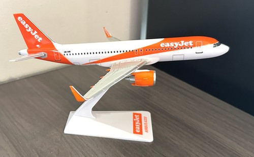 Airbus a320 easyjet - a320,