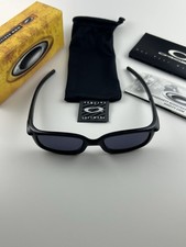Oakley Four Black Frame Grey
