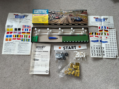 Vintage 1960 scalextric - vintage,