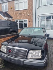 1995 Mercedes Benz E200 W124 Spares Or Repair All Parts Available 2.0l