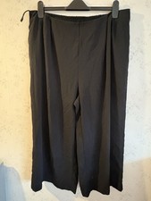 Ladies Size 20 Elasticated Waist Wide Leg Cropped Trousers.