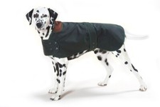 FACTORY SECOND - HUNTER DOG COAT. TRADTIONAL GREEN WAXED COTTON. MADE IN THE UK