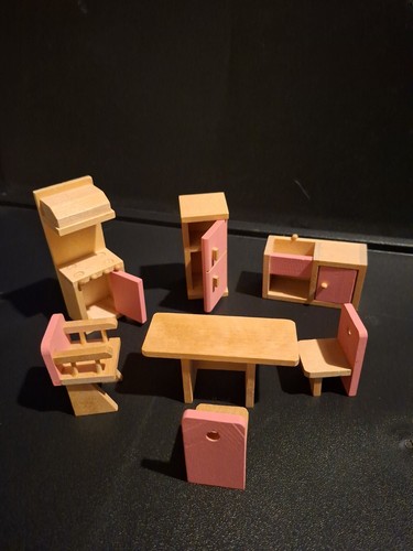 Dolls house woodwen - house,