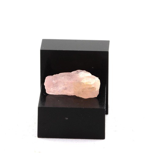 Morganite africa - morganite., africa.