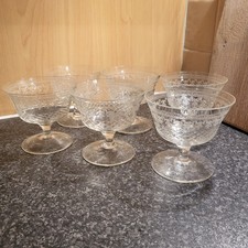 Set og 6 Pall Mall Lady Hamilton Cut and Etched Sundae champagne Wine glasses 