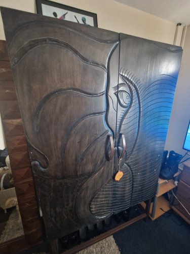 Beautiful wooden carved - ,