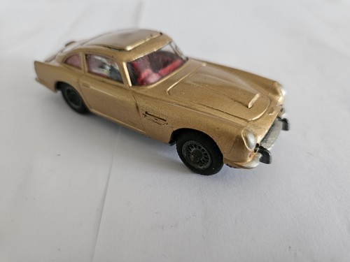 James bond 007 aston - 007, martin