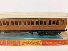 Grafar LNER Teak Composite 1st