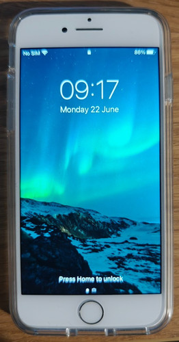 Near mint apple iphone - *near, 7