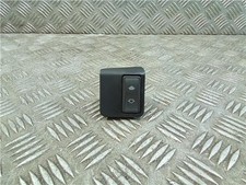 9603526577 Right Front Window