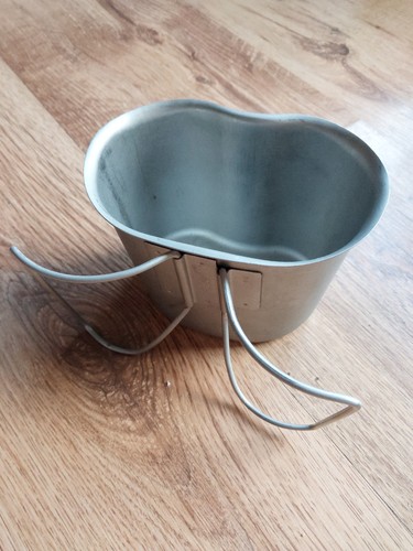 Genuine canteen cup - genuine, us