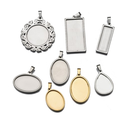 Round square cabochon pendant - square,